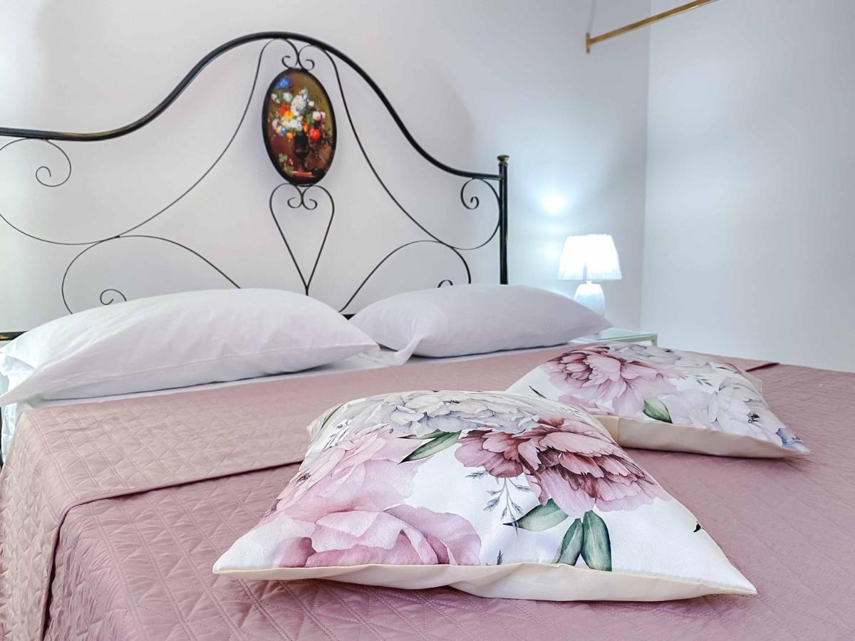 Aparthotel Cortellenica Torre San Giovanni Ugento Bagian luar foto